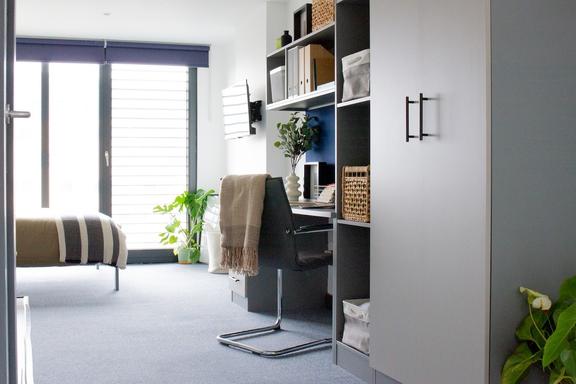 1 bedroom student apartment in Woodhouse, Leeds