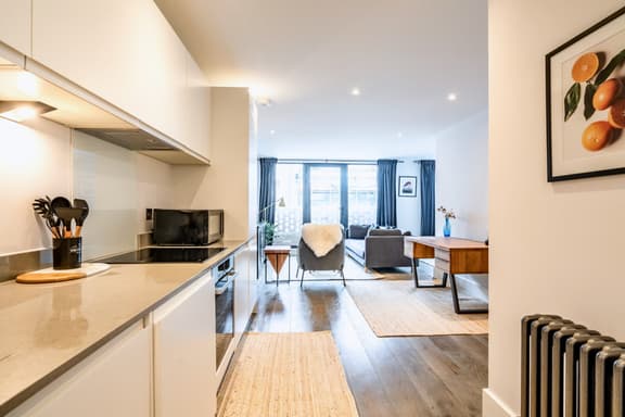 2 bedroom student apartment in Marylebone, London