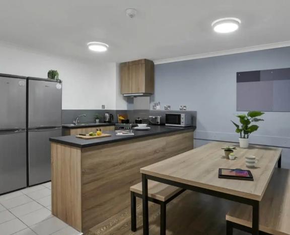 1 bedroom student apartment in City Centre, Coventry