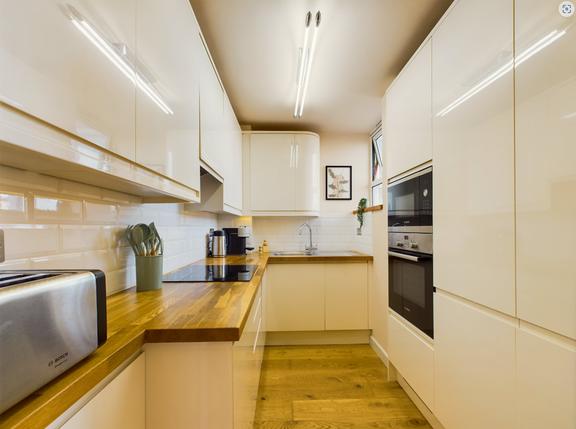 1 bedroom student apartment in Soho, London