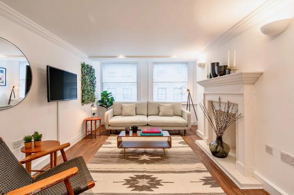 1 bedroom student apartment in Soho, London