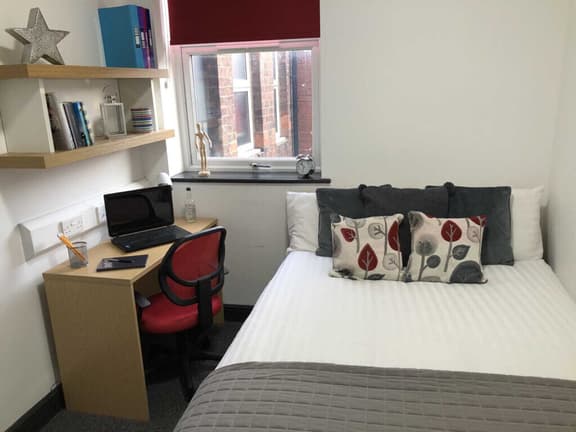 1 bedroom student apartment in Whinney Hill, Durham