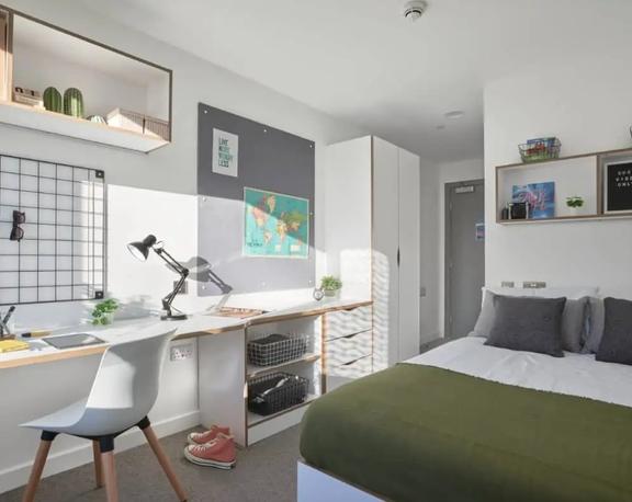 1 bedroom student apartment in City Centre, Leicester