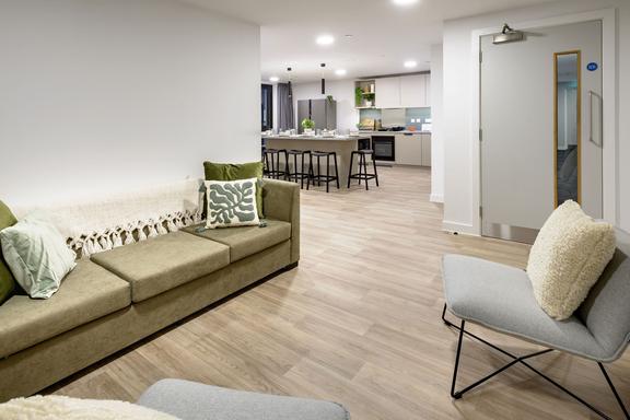 6 bedroom student apartment in Hockley, Nottingham