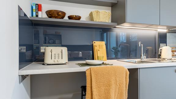 1 bedroom student apartment in City Centre, Bristol