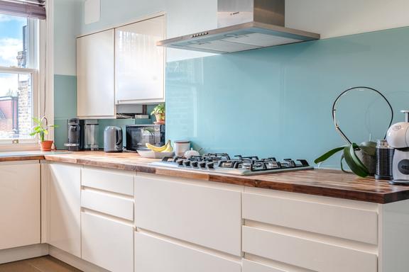 2 bedroom student apartment in Hampstead, London