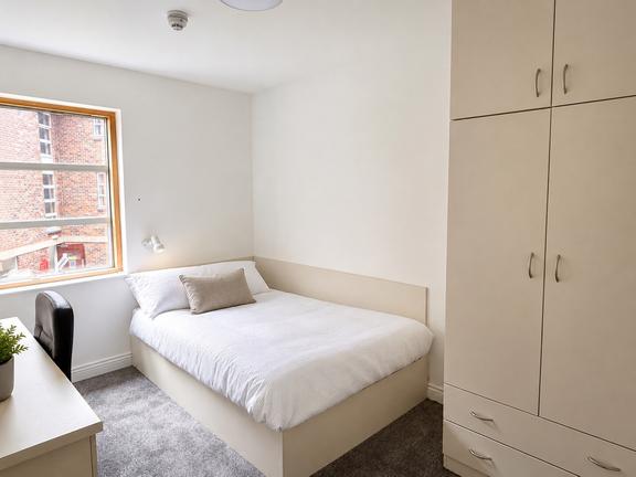 1 bedroom student apartment in City Centre, Sheffield