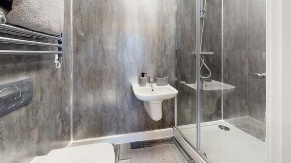 7 bedroom student apartment in Beeston, Nottingham