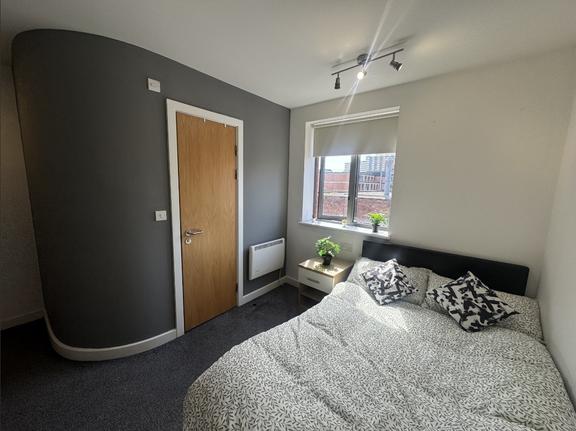 6 bedroom student apartment in City Centre, Nottingham