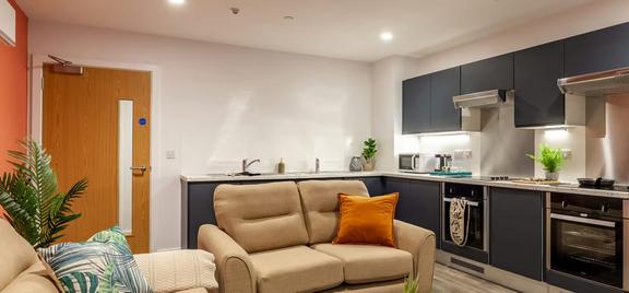 1 bedroom student apartment in Woodhouse, Leeds