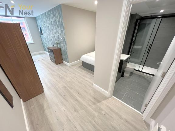 1 bedroom student apartment in Burley, Leeds