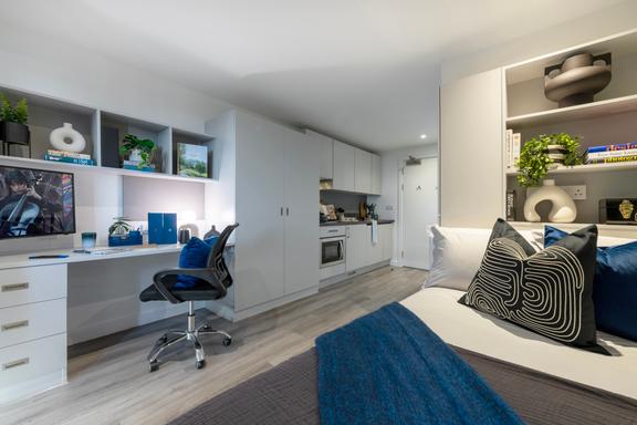 1 bedroom student apartment in City Centre, Coventry