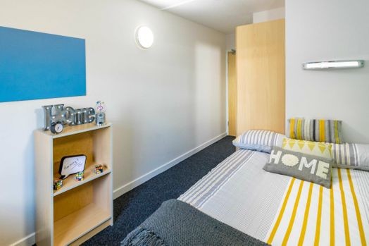 1 bedroom student apartment in City Centre, Preston