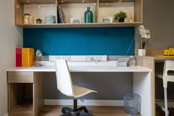 1 bedroom student apartment in Leith, Edinburgh