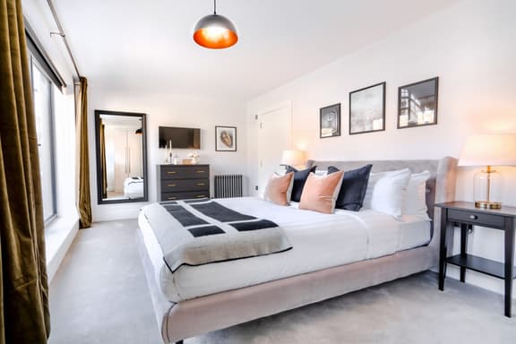 2 bedroom student apartment in Marylebone, London