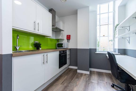 1 bedroom student apartment in City Centre, Nottingham
