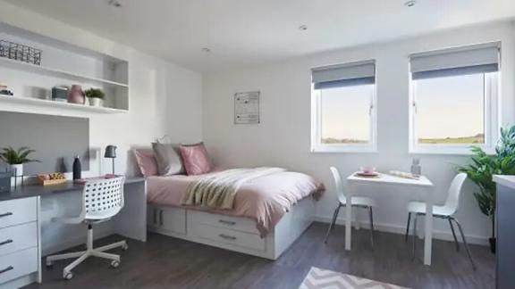 1 bedroom student apartment in Town Centre, Falmouth