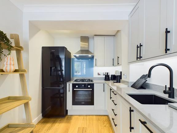 2 bedroom student apartment in Marylebone, London