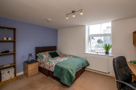 5 bedroom student apartment in Mutley Plain, Plymouth