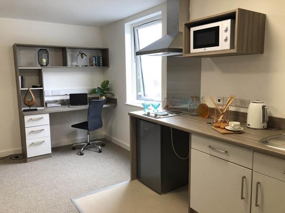 1 bedroom student apartment in Shelton, Stoke-on-Trent