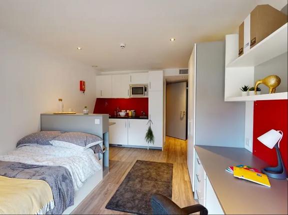 1 bedroom student apartment in Kingston upon Thames, Surrey