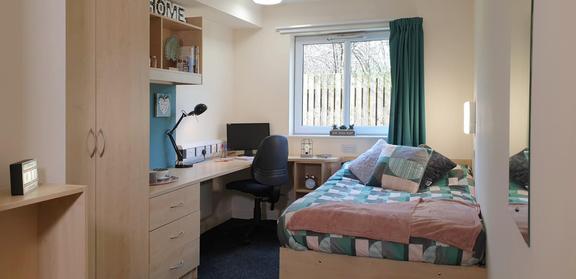 1 bedroom student apartment in Epinal Way, Loughborough