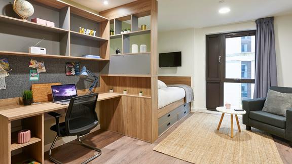 1 bedroom student apartment in The Polygon, Southampton