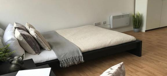 1 bedroom student apartment in Newcastle-under-Lyme, Stoke-on-Trent