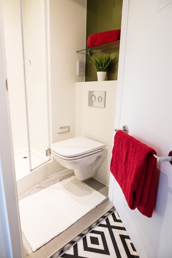 1 bedroom student apartment in City Centre, Coventry