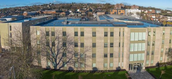 2 bedroom student apartment in Penkhull, Stoke-on-Trent