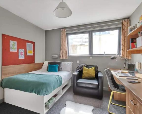 1 bedroom student apartment in City Centre, Exeter