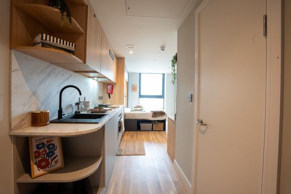 1 bedroom student apartment in Brent Cross, London