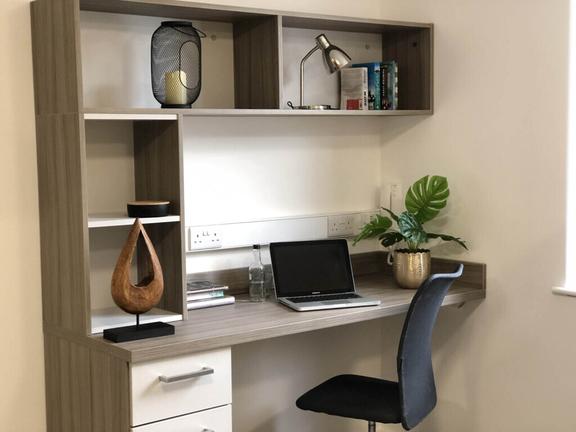 1 bedroom student apartment in Shelton, Stoke-on-Trent