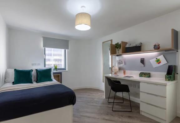 1 bedroom student apartment in Adamsdown, Cardiff