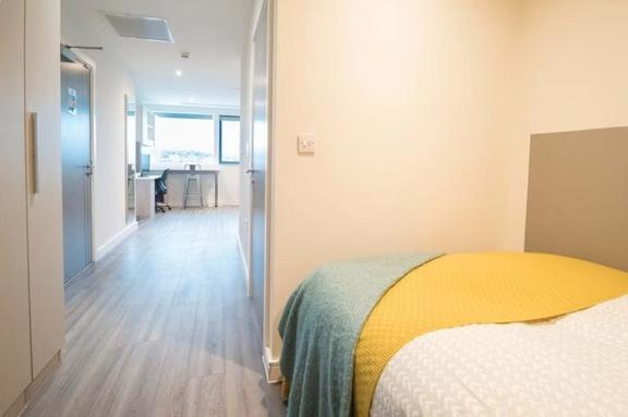 2 bedroom student apartment in City Centre, Sheffield
