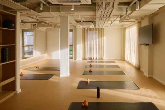 3 bedroom student apartment in Bonnington, Edinburgh