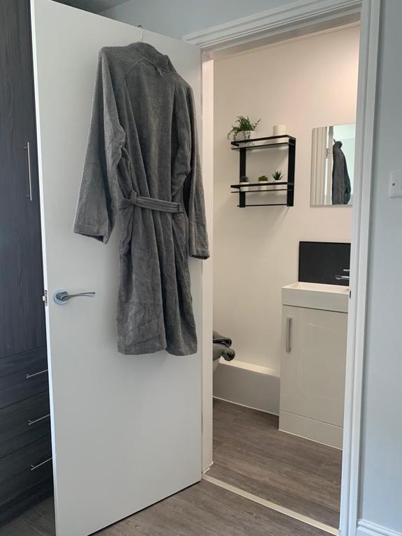 1 bedroom student apartment in Hyde Park, Leeds