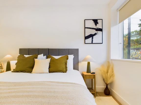 3 bedroom student apartment in Camden, London