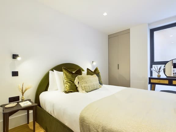 2 bedroom student apartment in Marylebone, London
