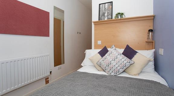 6 bedroom student apartment in Old Town, Edinburgh