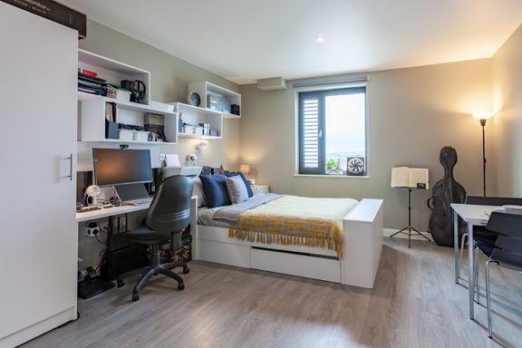 1 bedroom student apartment in Newtown, Exeter