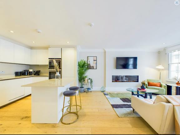 2 bedroom student apartment in Westminster, London