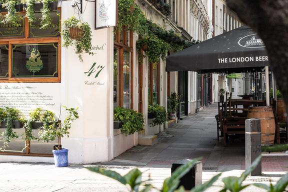 1 bedroom student apartment in Soho, London