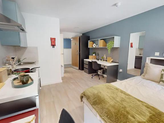 1 bedroom student apartment in Old Heath, Colchester