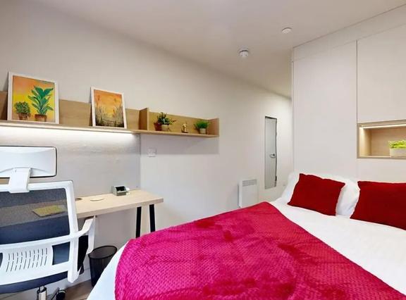 1 bedroom student apartment in Leith, Edinburgh