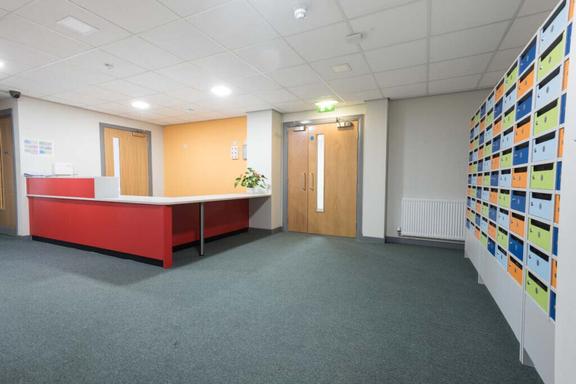 2 bedroom student apartment in Penkhull, Stoke-on-Trent