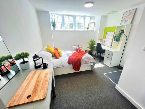1 bedroom student apartment in City Centre, Leicester