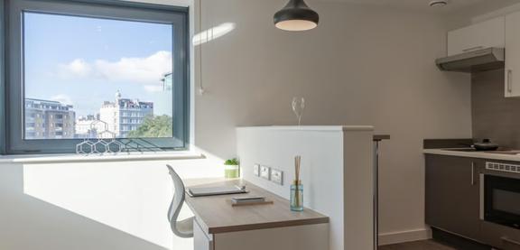 1 bedroom student apartment in City Centre, Plymouth
