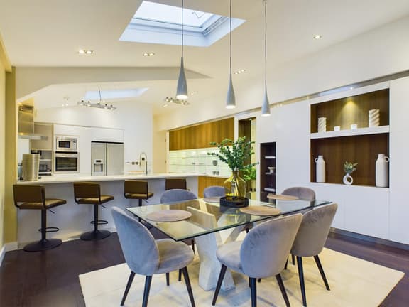 4 bedroom student apartment in Camden, London