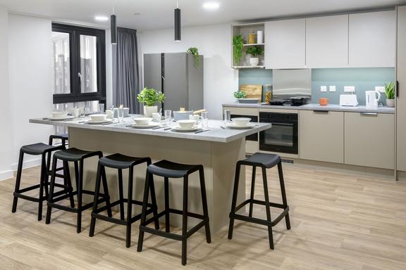 6 bedroom student apartment in Hockley, Nottingham